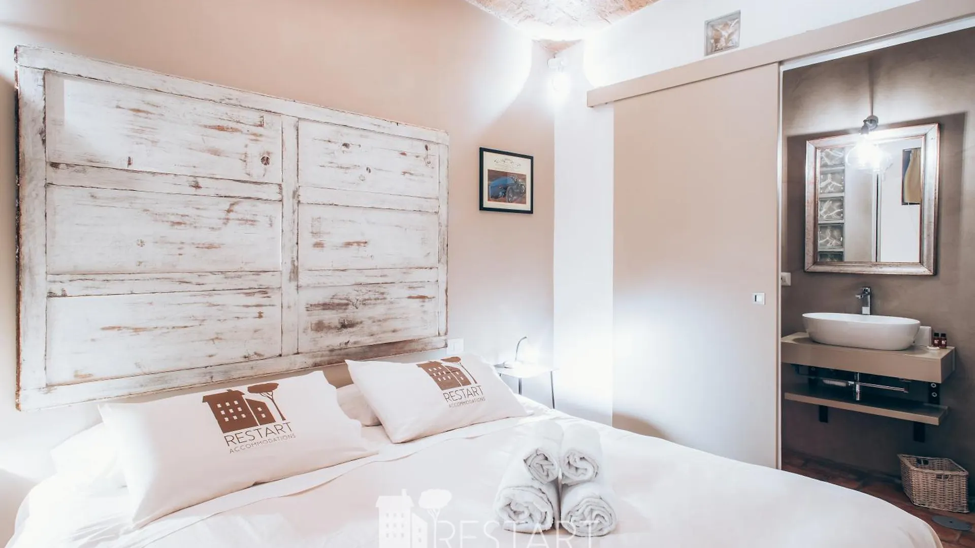 Restart Accommodations Rosa Rome 0*,  Italy